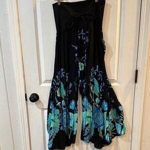 Chic Black and Blue Floral Women's  Palazzo Pants